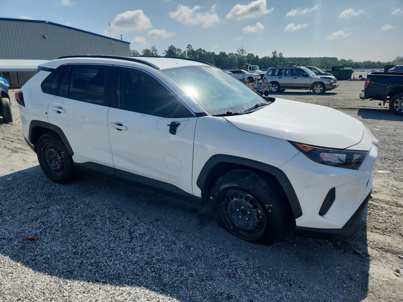 2020 Toyota Rav4 Le - Фото 4