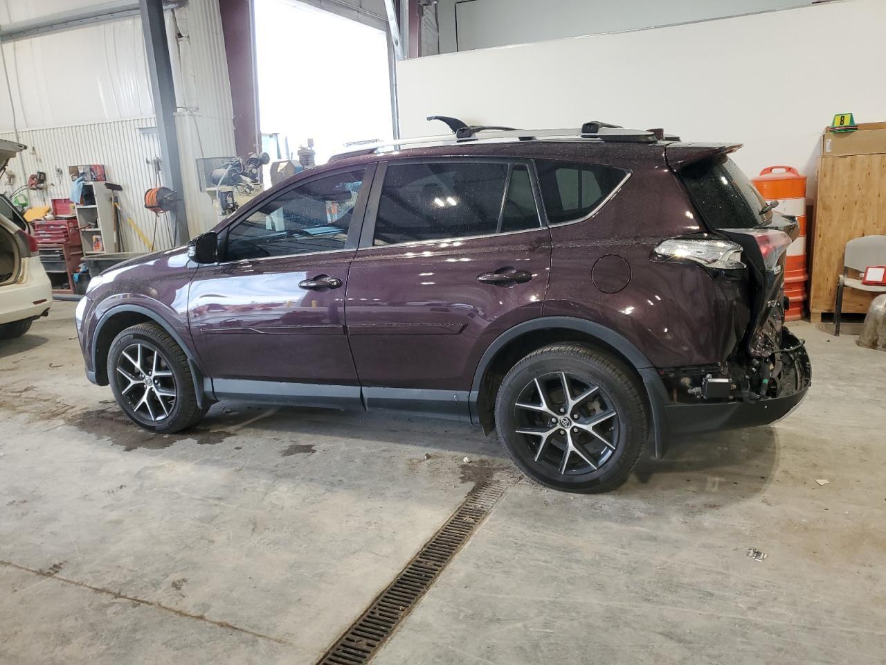 2016 Toyota Rav4 Se - Image 2