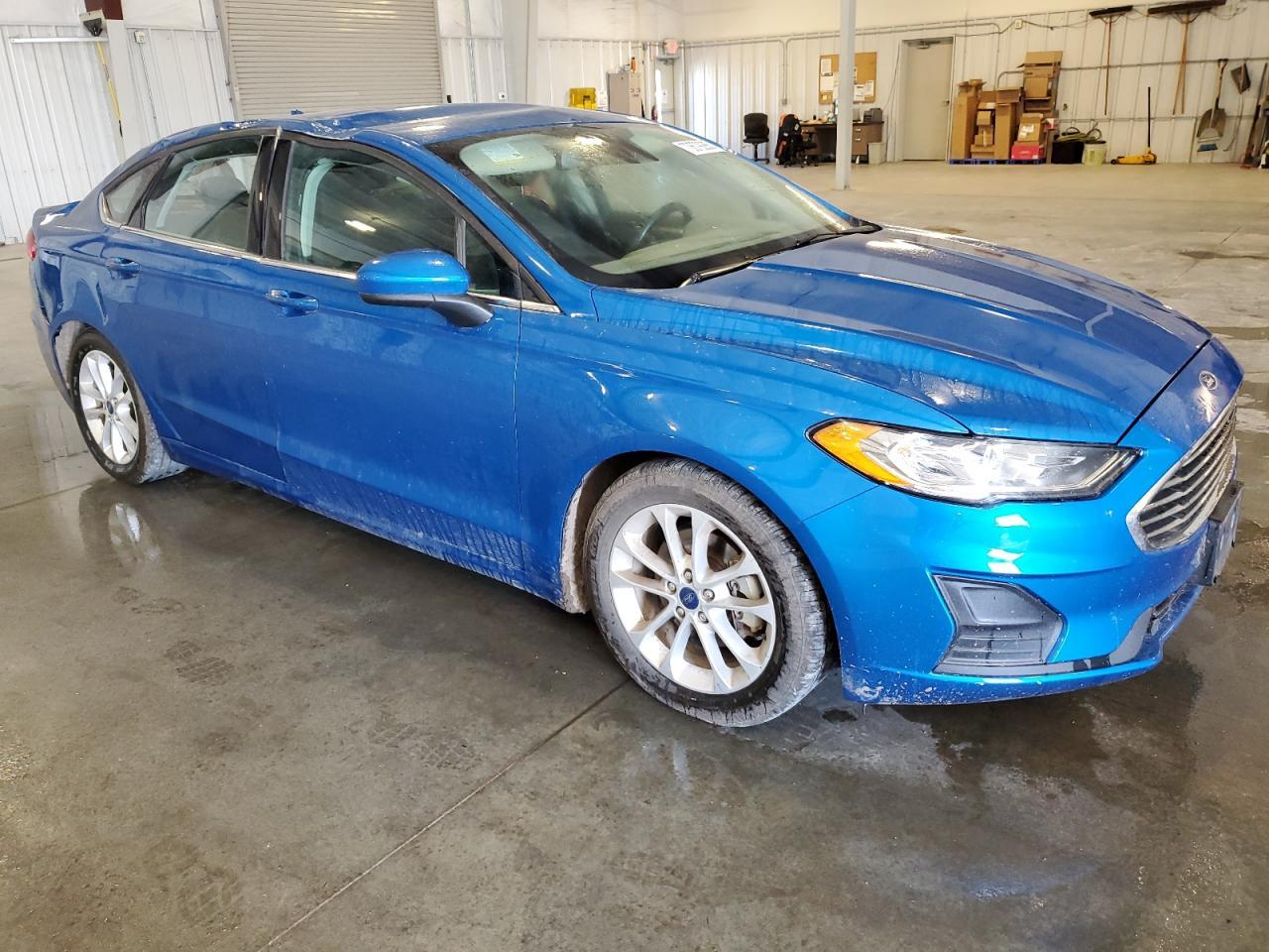 2019 Ford Fusion Se - Фото 4
