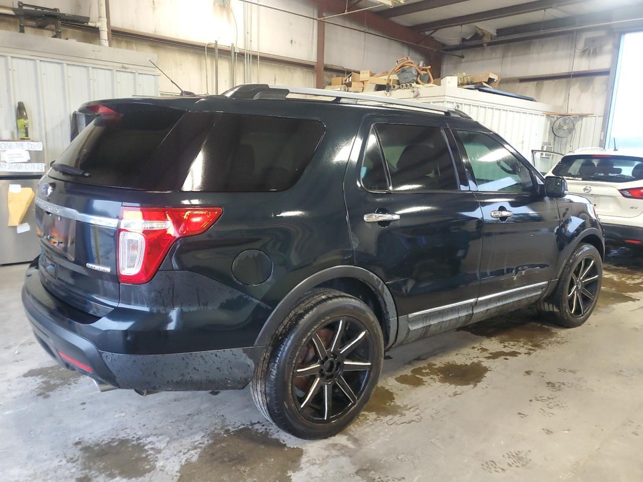 2014 Ford Explorer Xlt - Фото 3