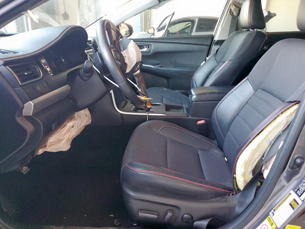 2017 Toyota Camry Le - Image 7