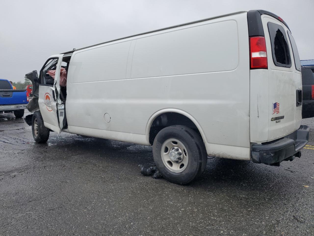 2019 Chevrolet Express G2500 - Фото 2