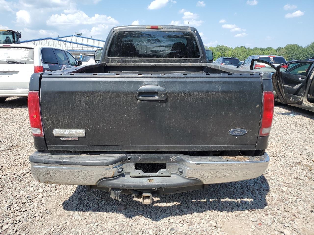 2001 Ford F250 Super Duty - Image 6