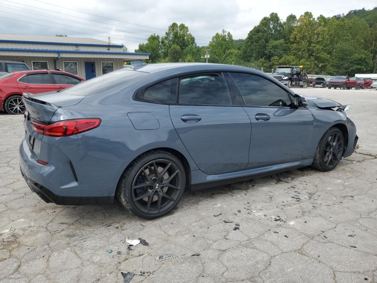 2020 BMW M235Xi - Фото 3