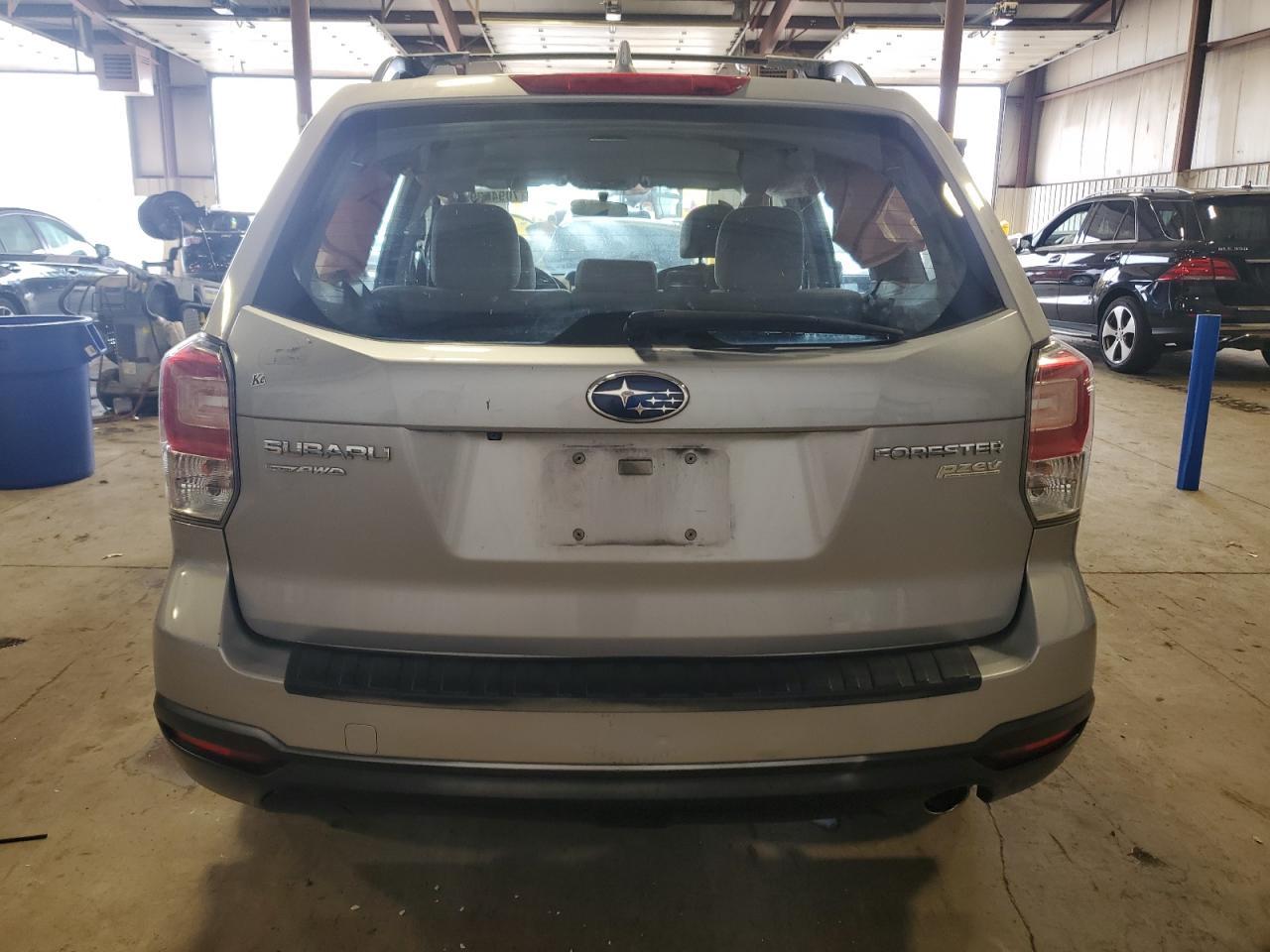 2017 Subaru Forester 2.5I - Image 6