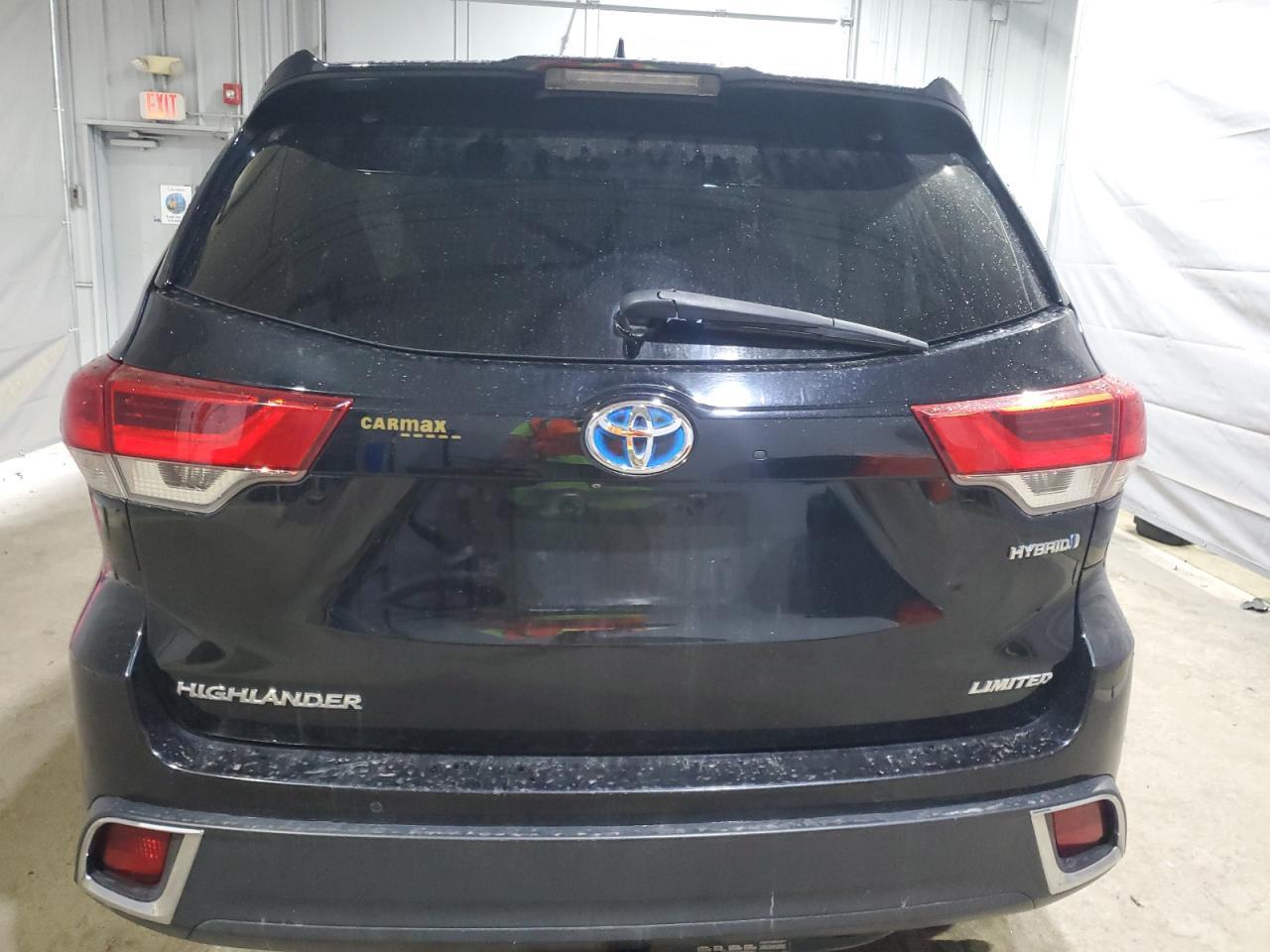2018 Toyota Highlander Hybrid Limited - Image 6