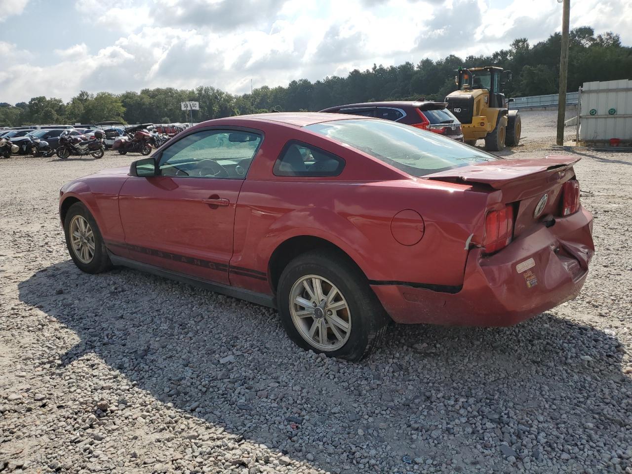 2008 Ford Mustang - Image 2