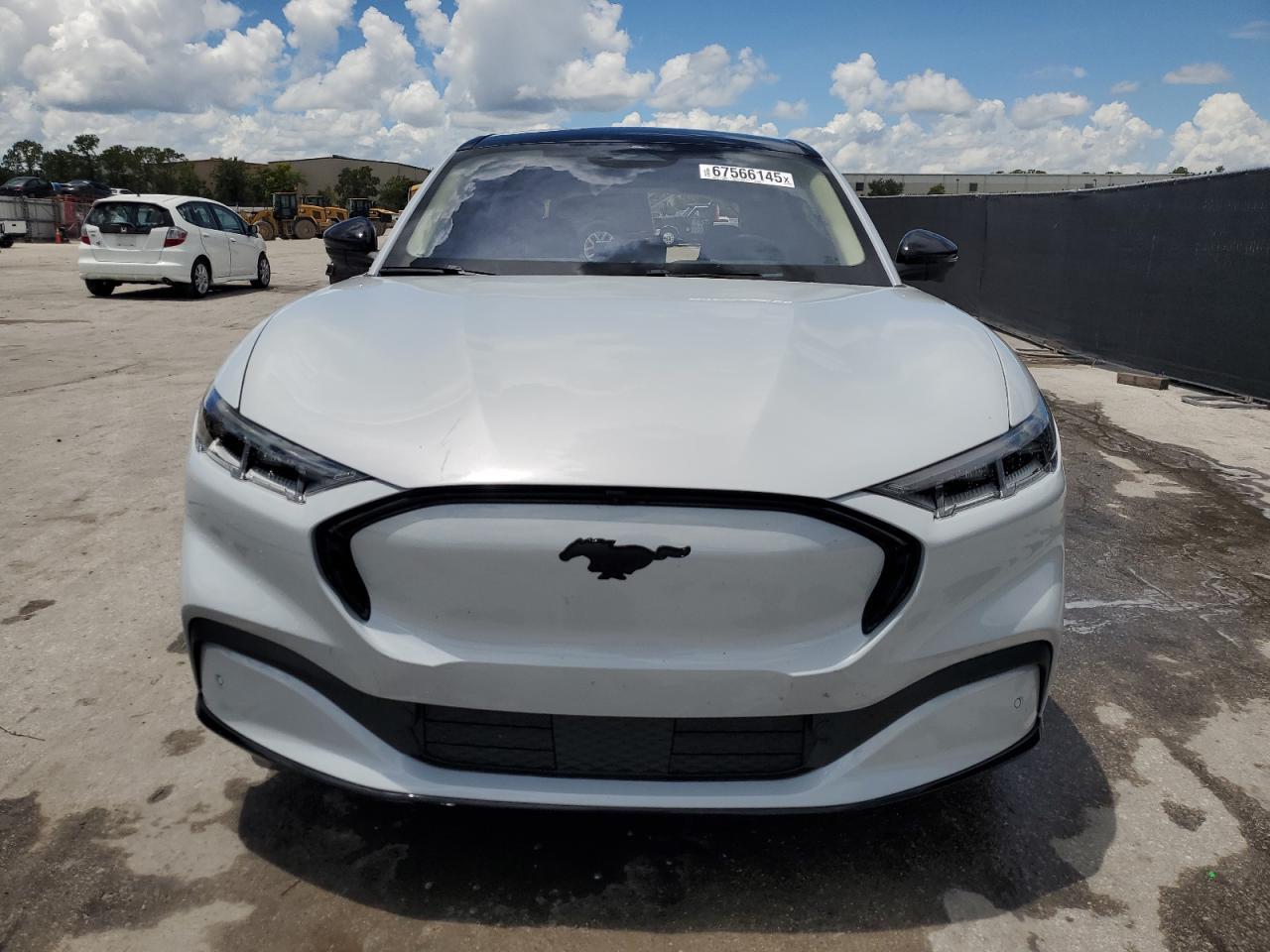 2023 Ford Mustang Mach-E Premium - Фото 5