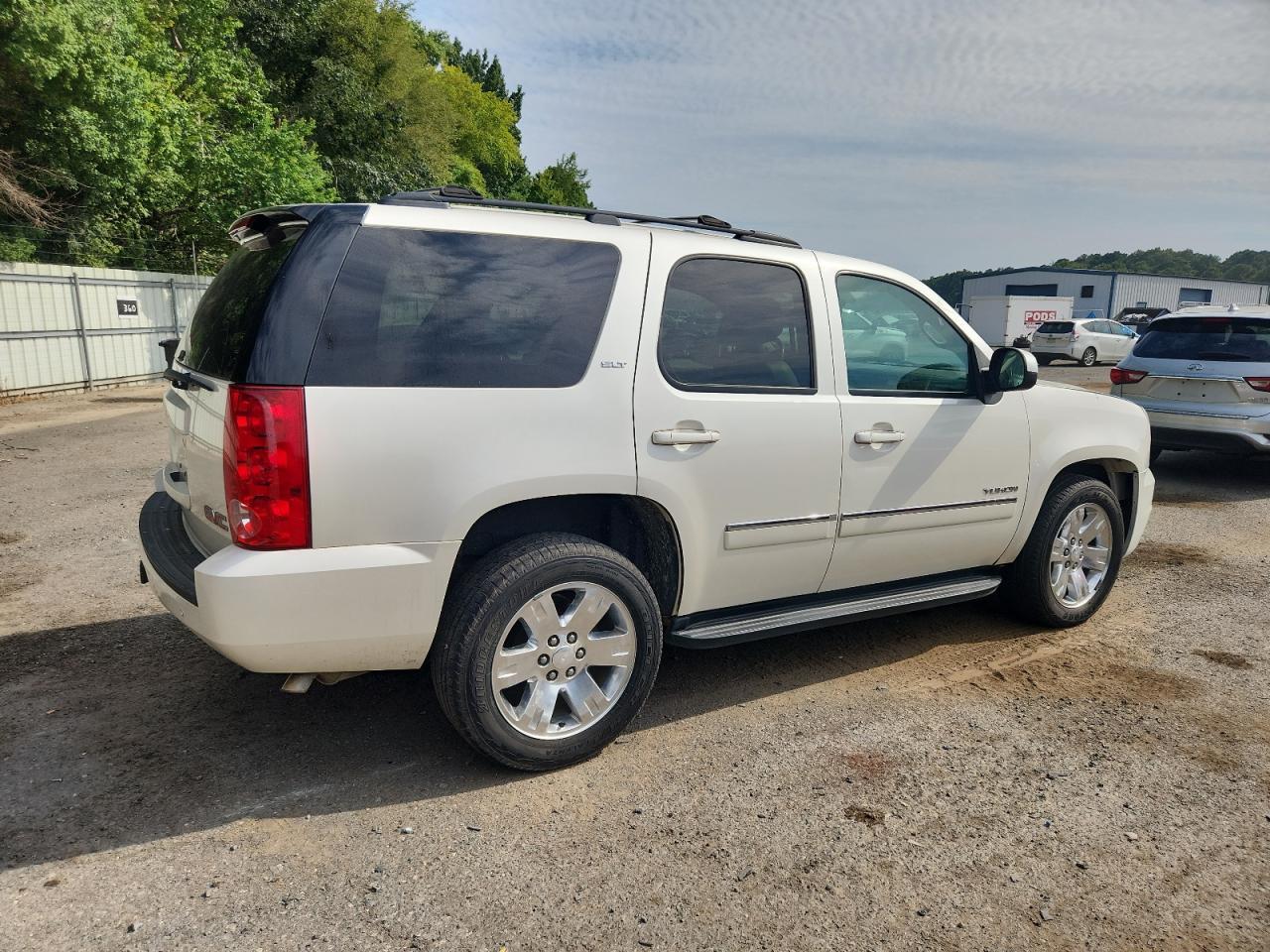 2013 GMC Yukon Slt - Фото 3