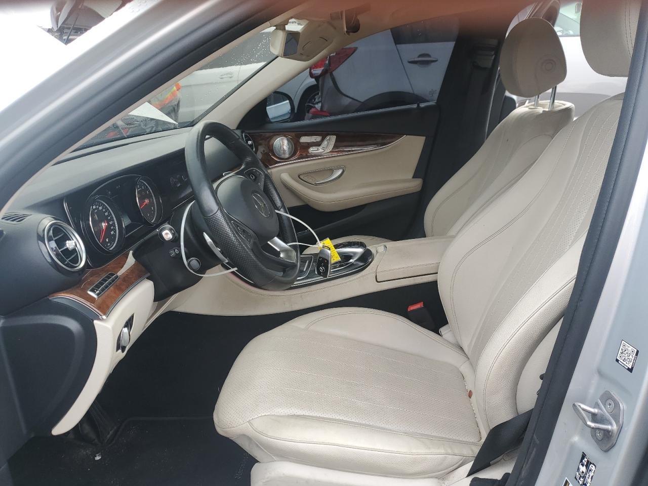 2017 Mercedes-Benz E 300 4Matic - Image 7