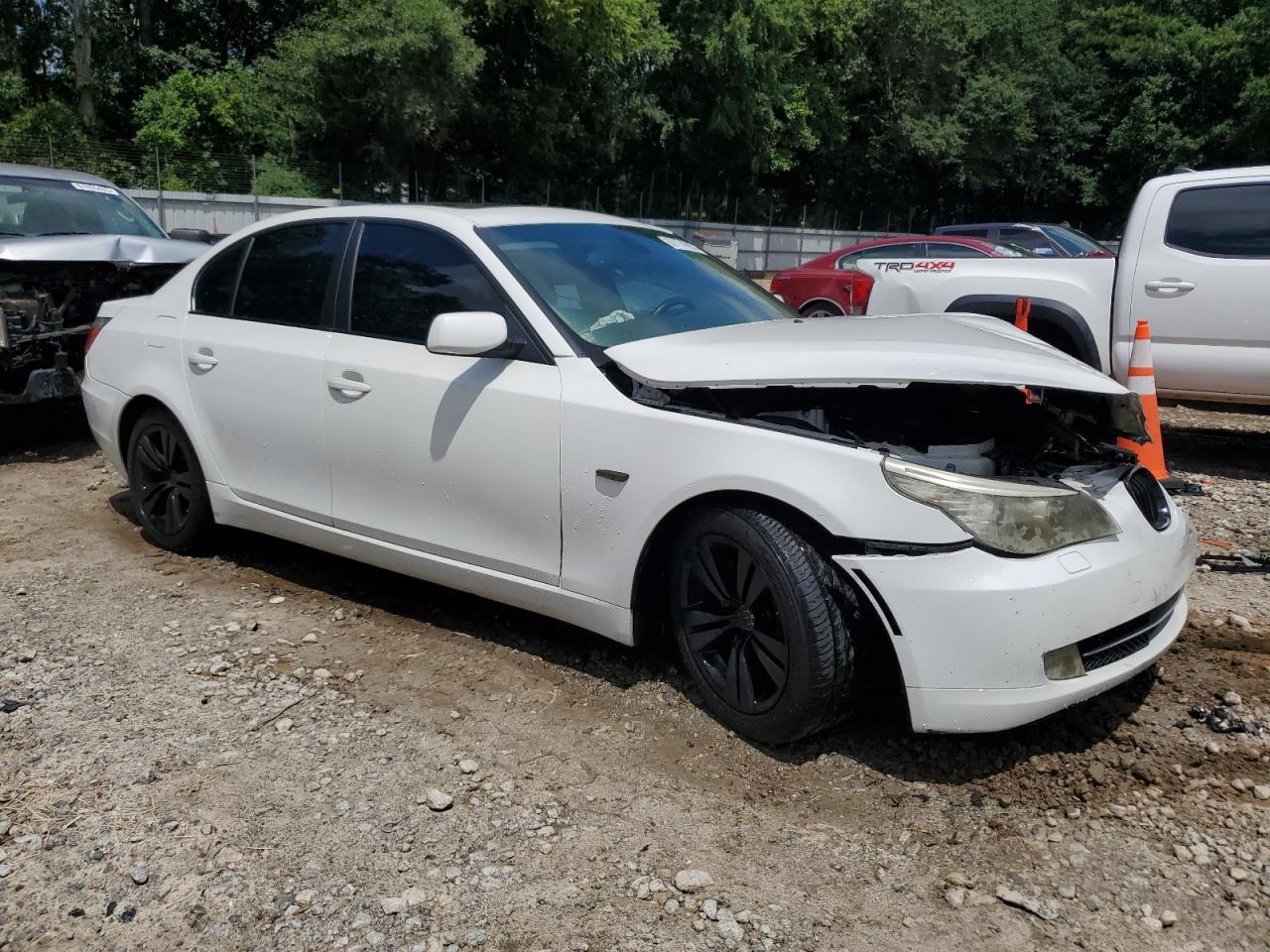 2009 BMW 528 I - Image 4