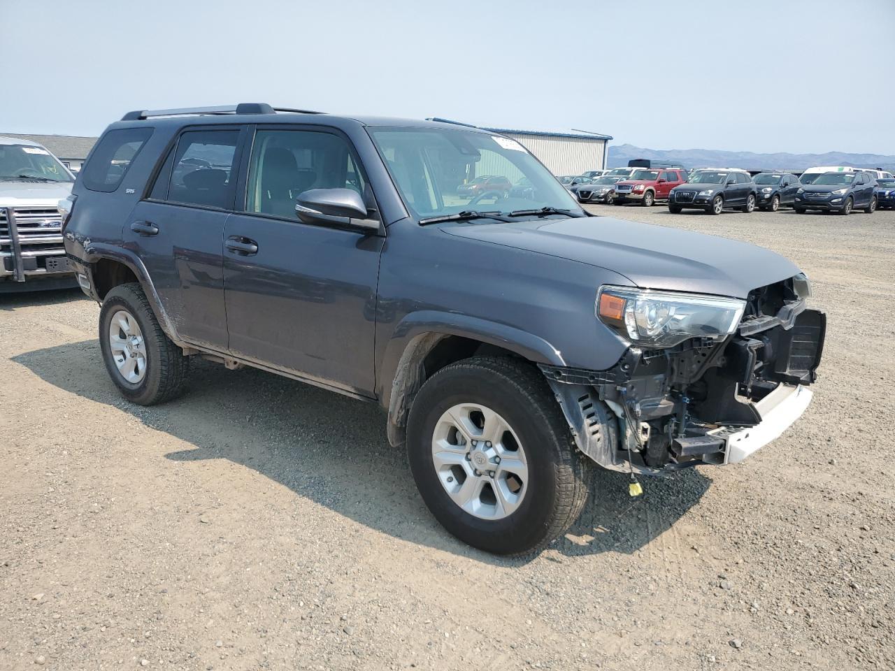 2020 Toyota 4Runner Sr5/Sr5 Premium - Image 4