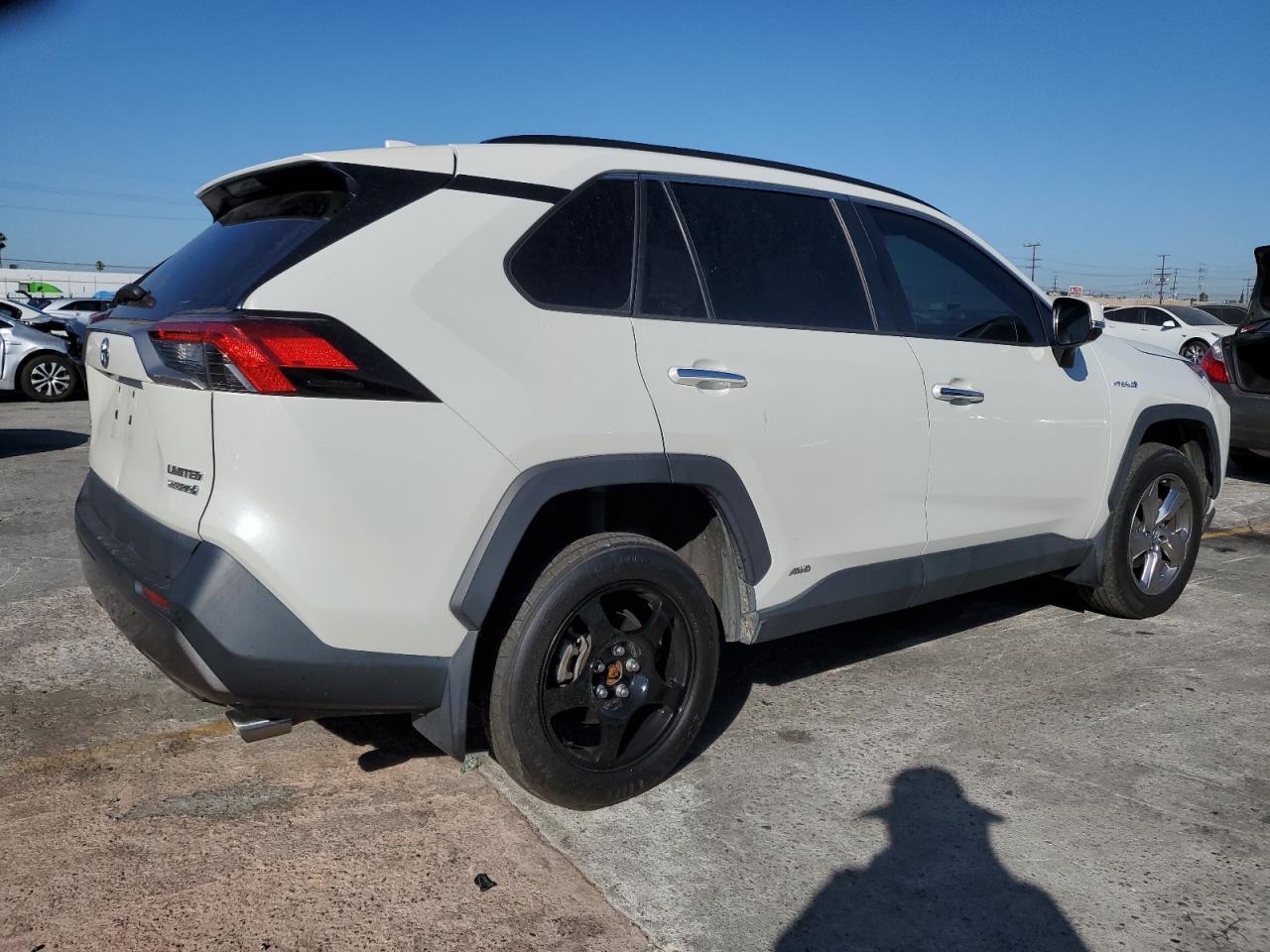 2019 Toyota Rav4 Limited - Image 3