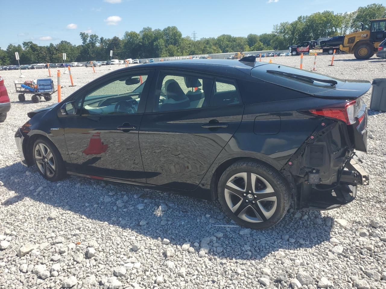 2022 Toyota Prius Night Shade - Фото 2