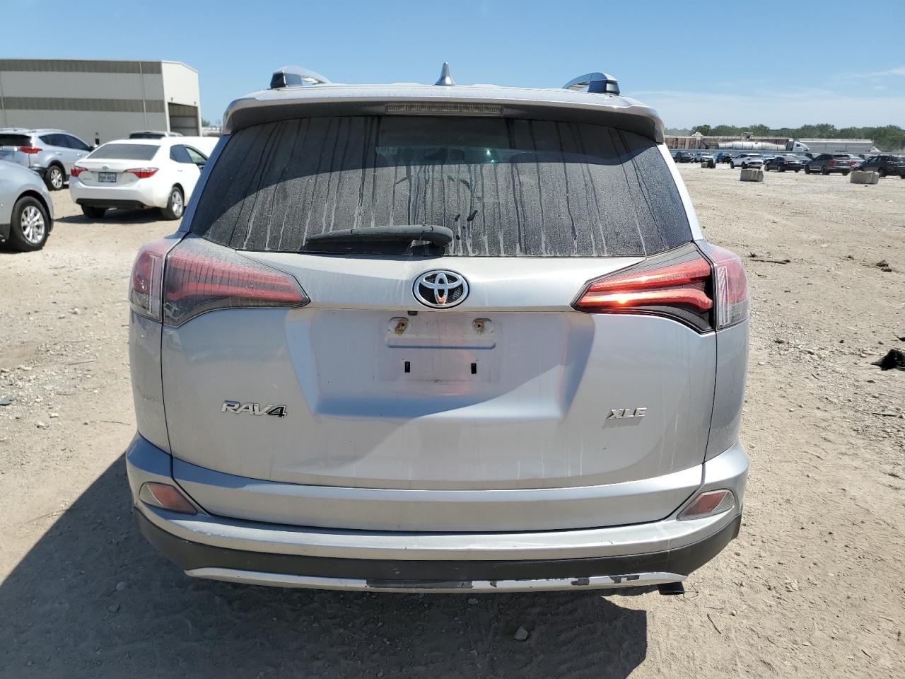 2016 Toyota Rav4 Xle - Фото 6