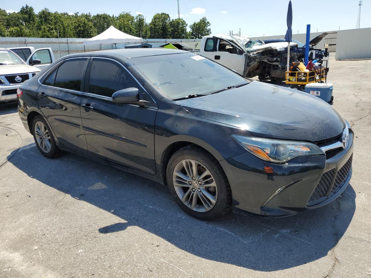 2017 Toyota Camry Le - Фото 4