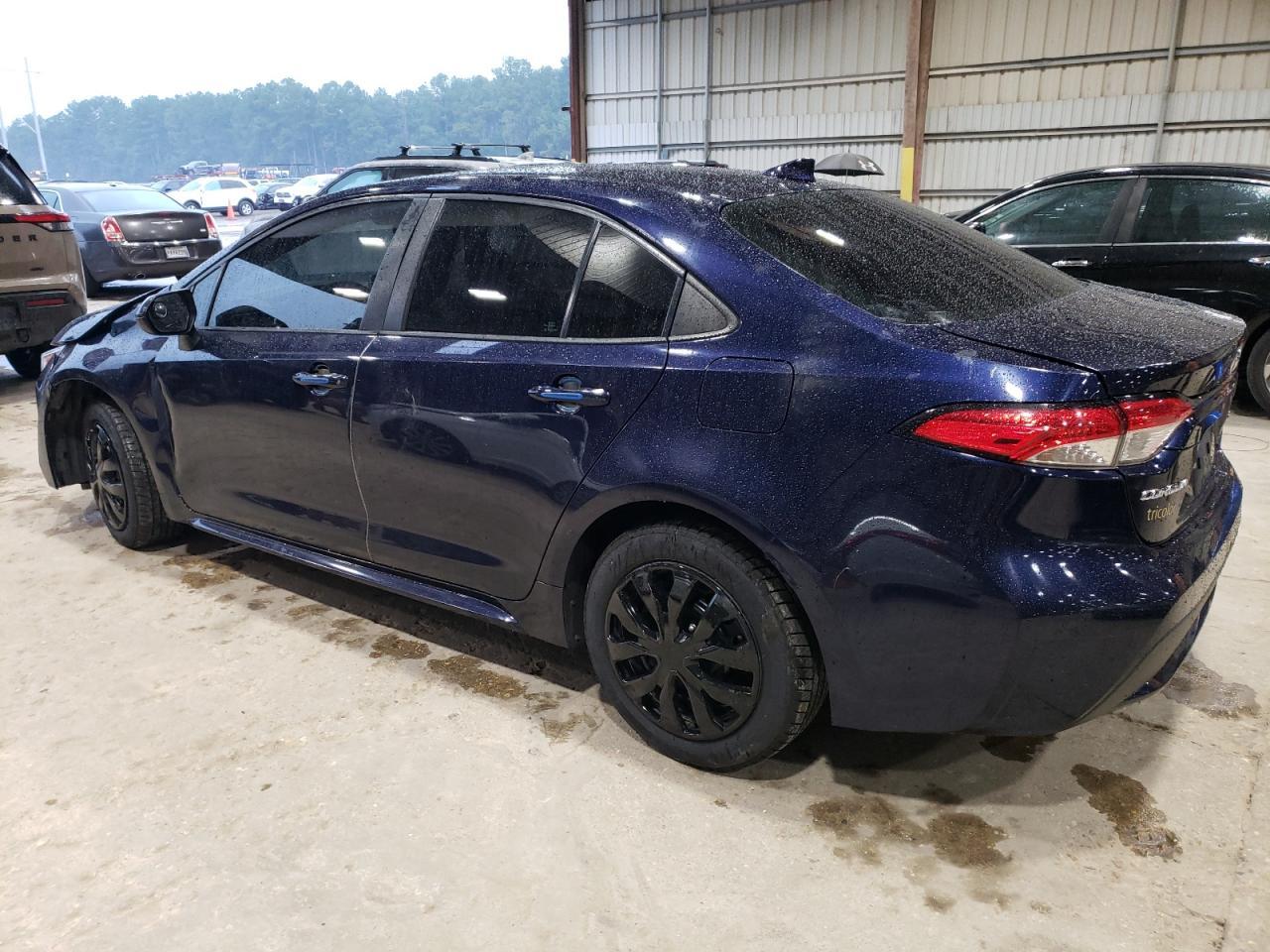 2021 Toyota Corolla Le - Image 2