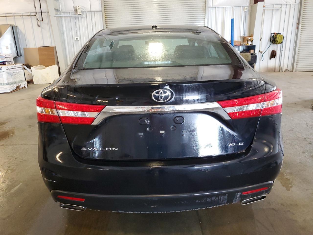 2015 Toyota Avalon Xle - Image 6