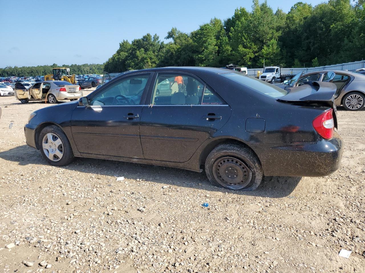2002 Toyota Camry Le - Фото 2