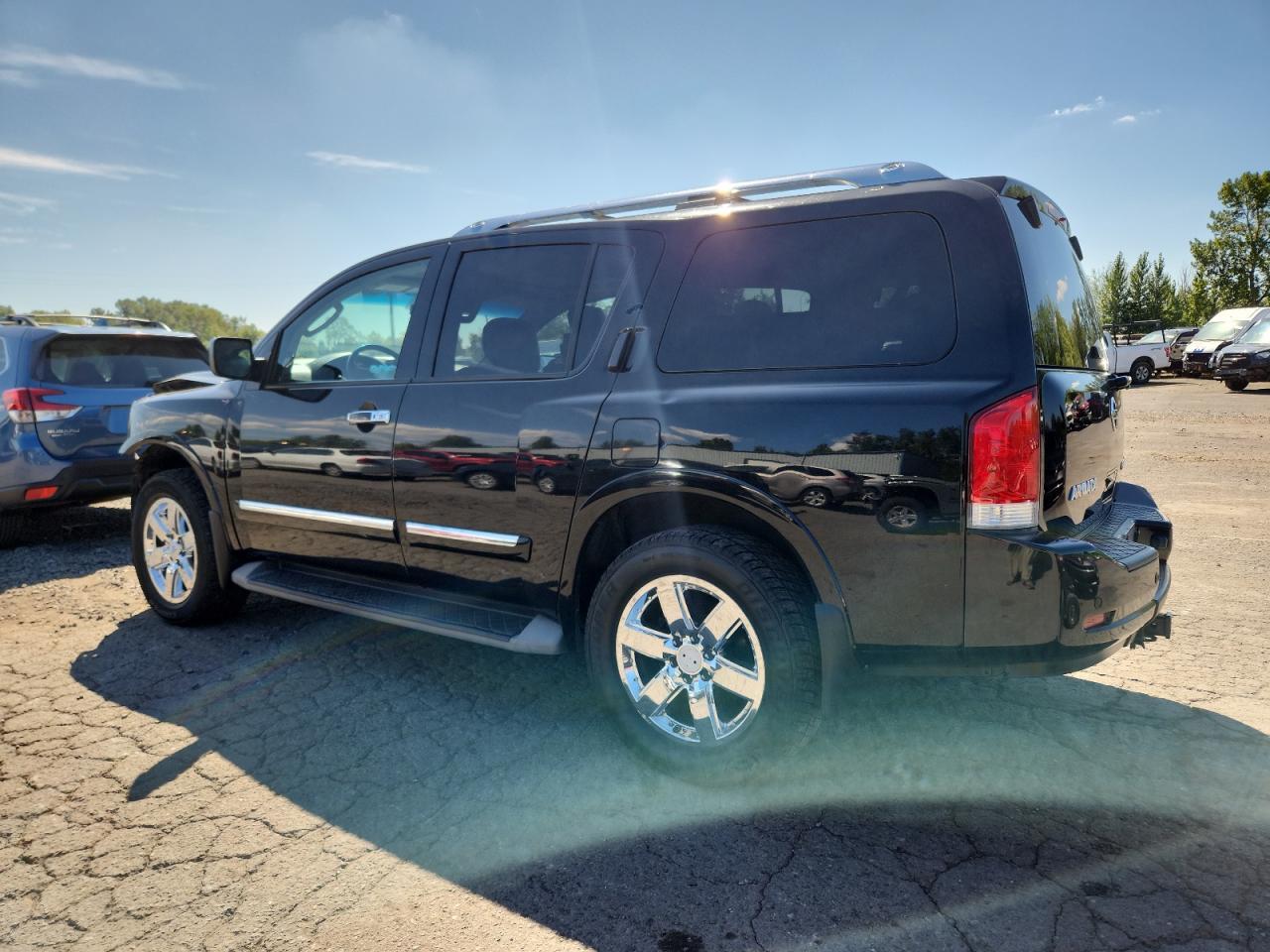 2012 Nissan Armada Sv - Image 2
