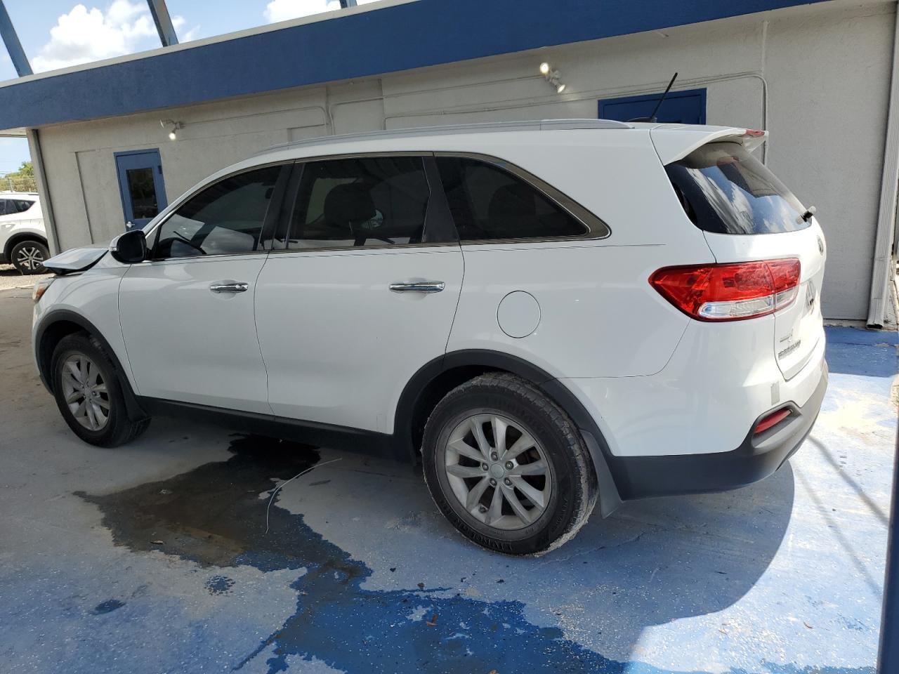 2017 Kia Sorento Lx - Фото 2