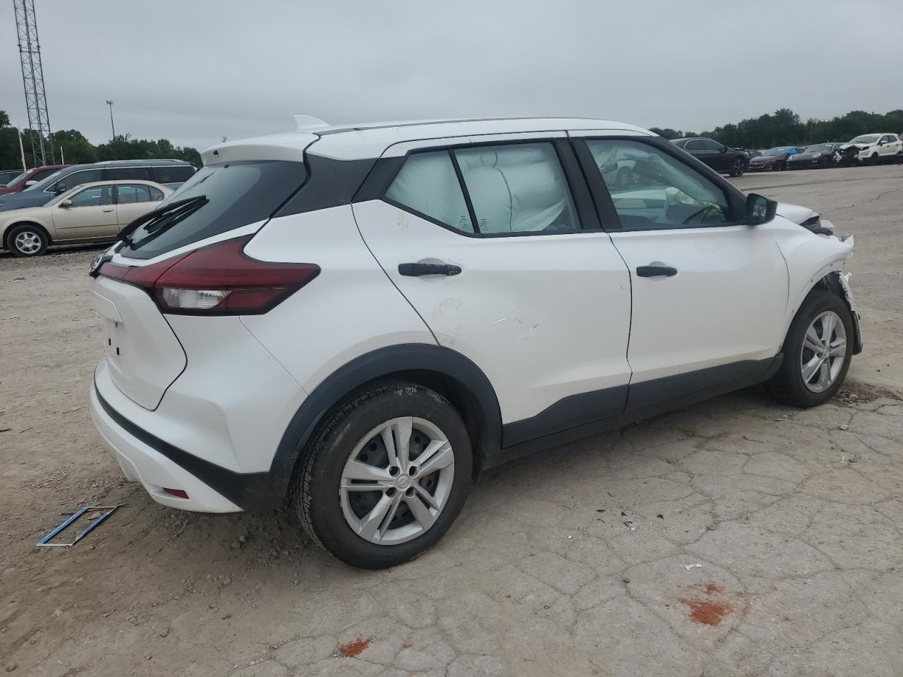 2021 Nissan Kicks - Фото 3