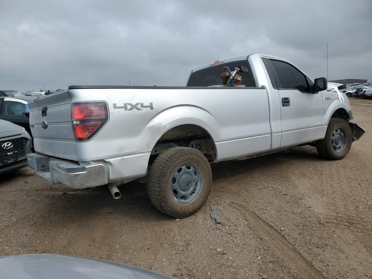 2013 Ford F150 - Фото 3