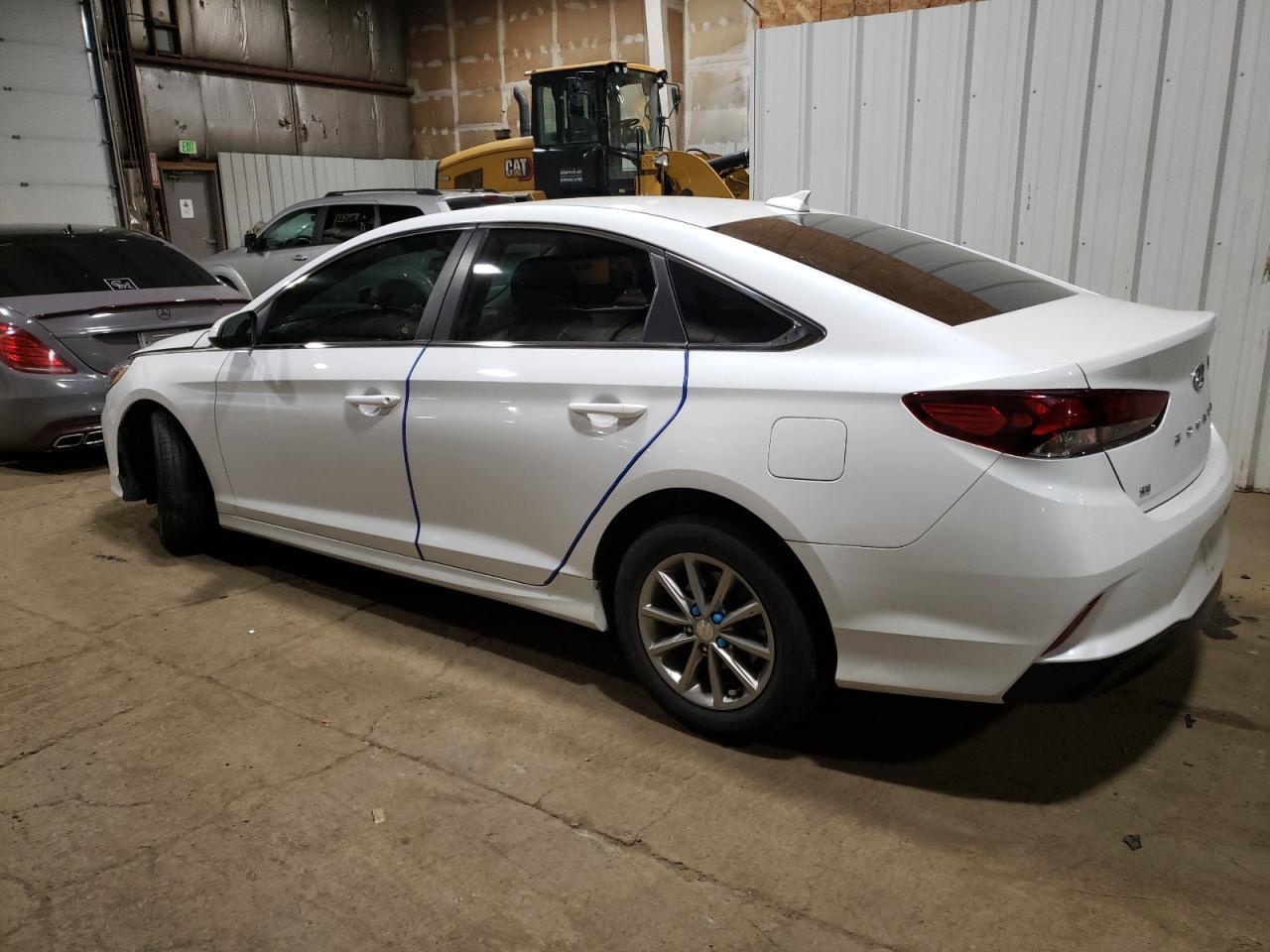 2019 Hyundai Sonata Se - Фото 2