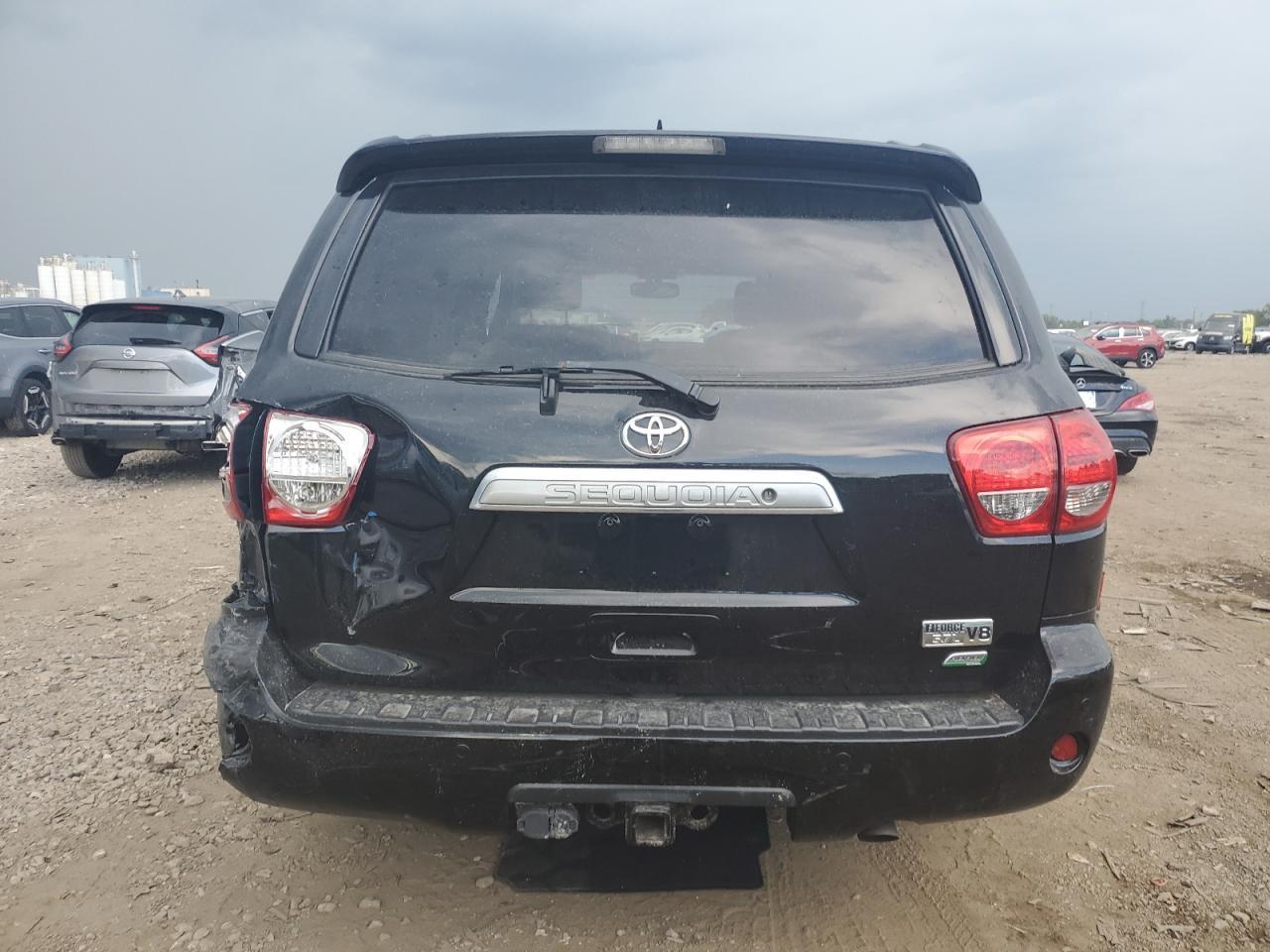 2012 Toyota Sequoia Platinum - Image 6