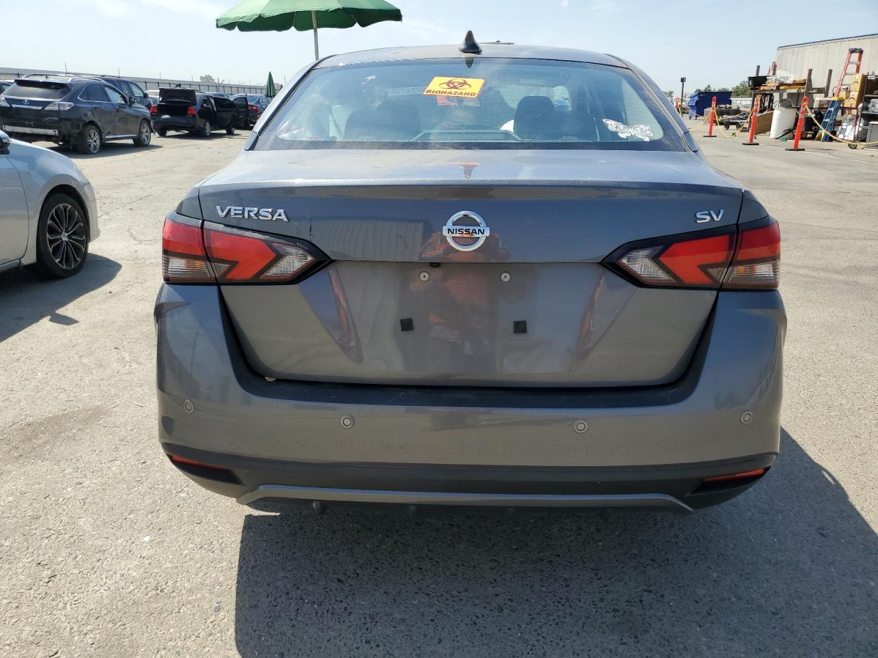 2022 Nissan Versa Sv - Image 6