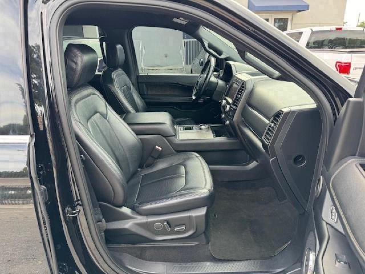 2019 Ford Expedition Max Limited - Image 7