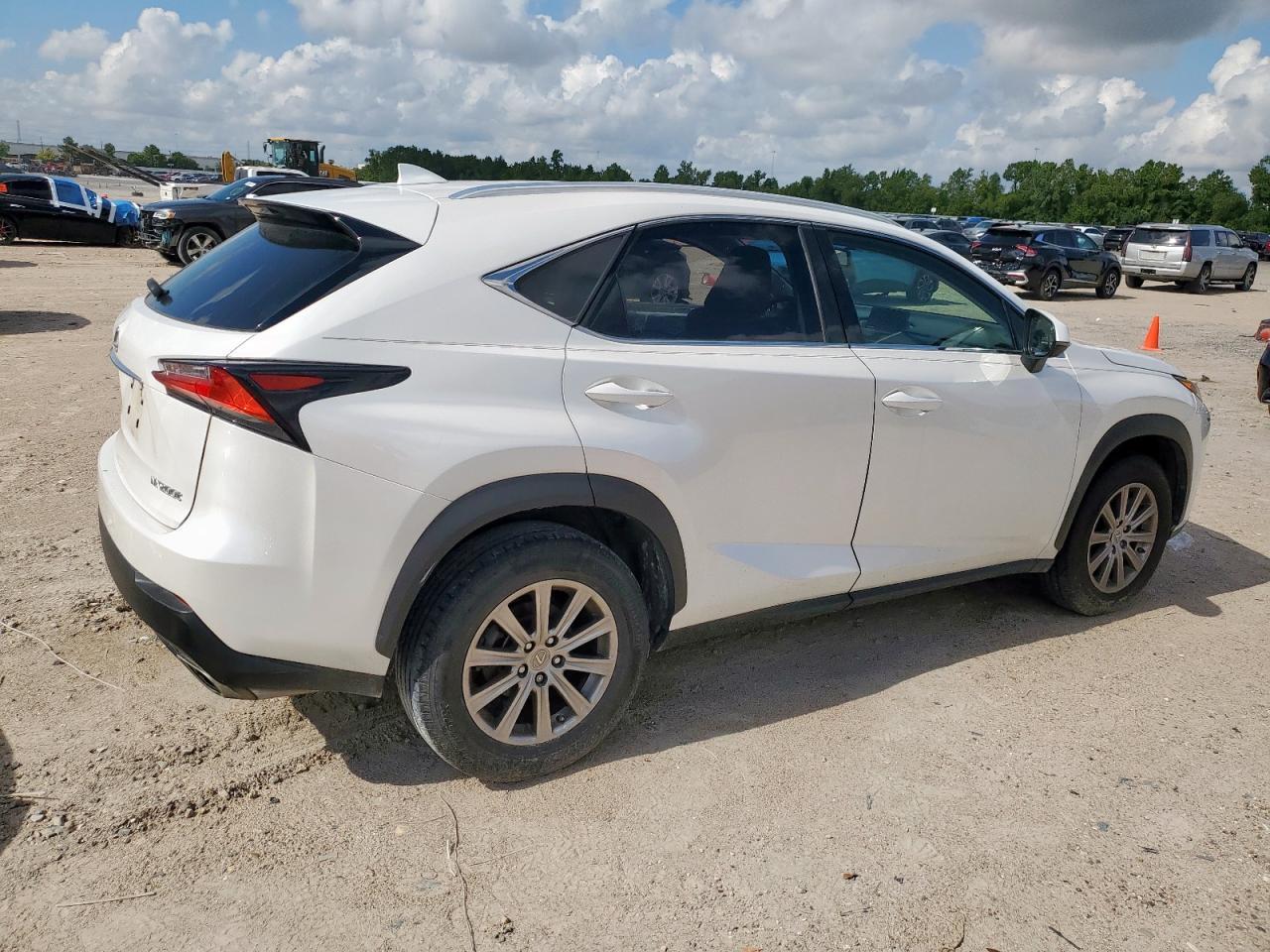 2016 Lexus Nx 200T Base - Фото 3
