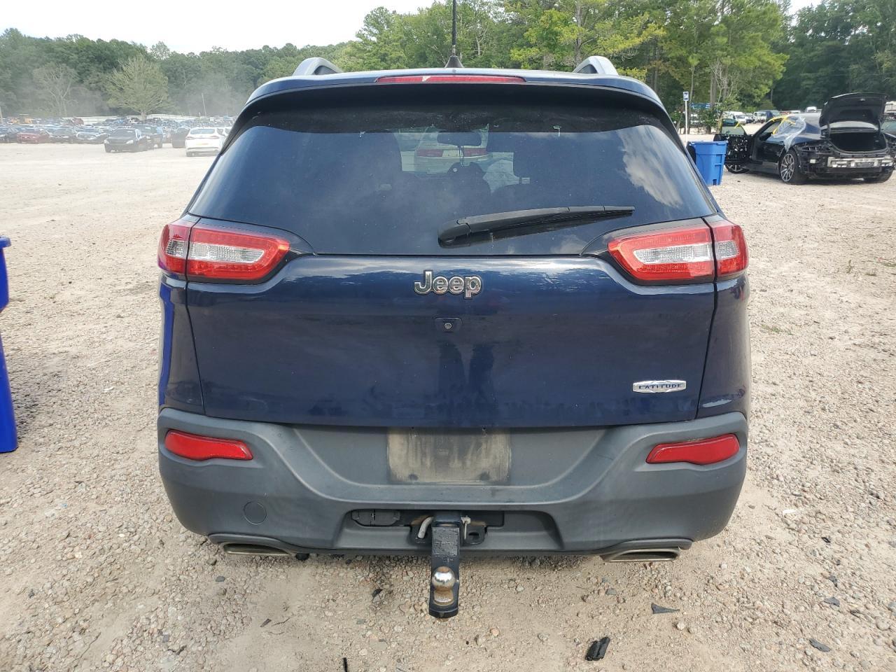 2016 Jeep Cherokee Latitude - Фото 6