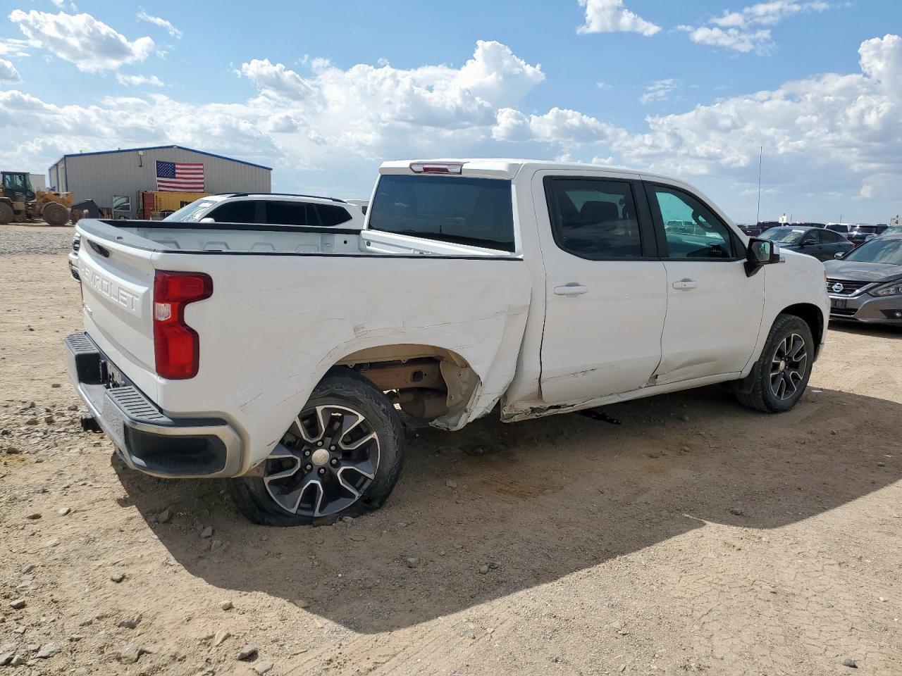 2022 Chevrolet Silverado K1500 Lt - Image 3