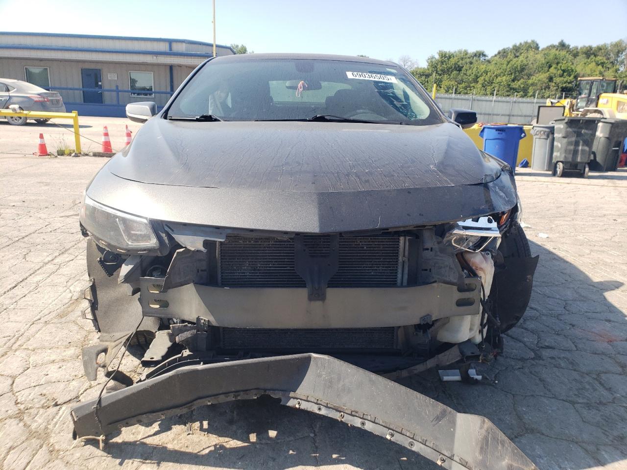 2017 Chevrolet Malibu Lt - Image 5