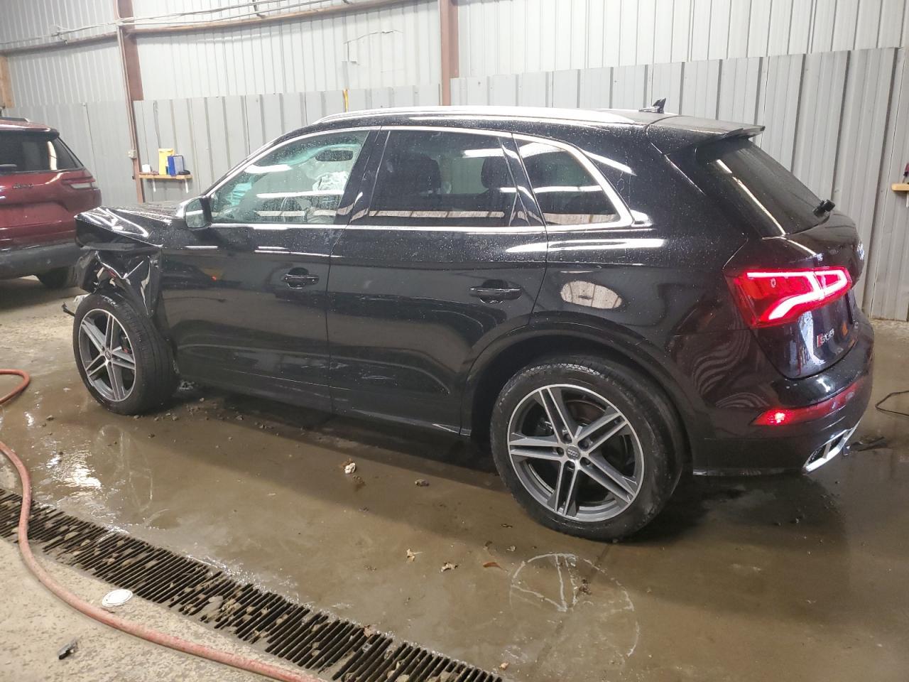 2018 Audi Sq5 Premium Plus - Фото 2