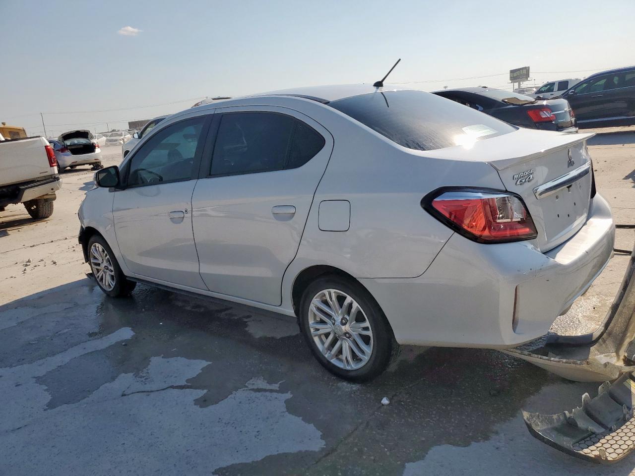 2023 Mitsubishi Mirage G4 Se - Image 2
