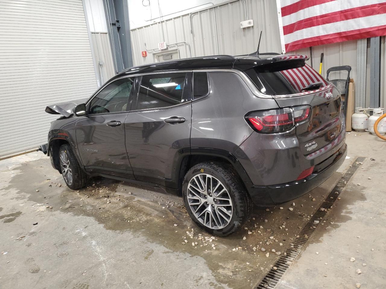 2022 Jeep Compass Limited - Фото 2