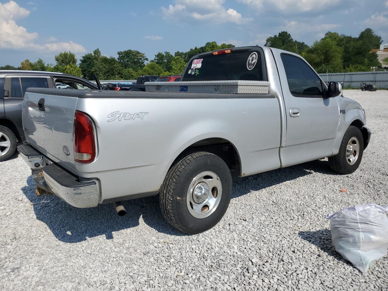 2002 Ford F150 - Фото 3