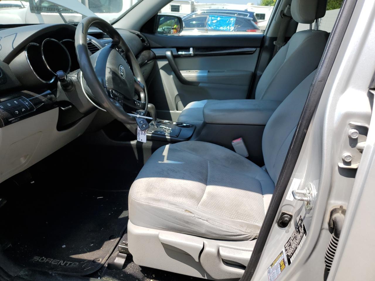 2013 Kia Sorento Lx - Image 7