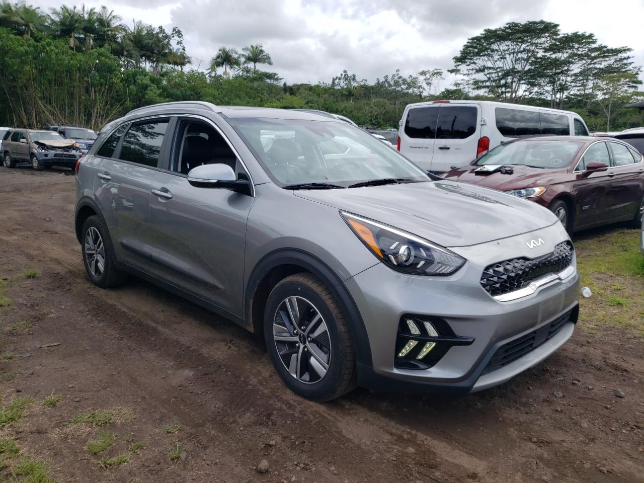 2022 Kia Niro Ex Premium - Image 4