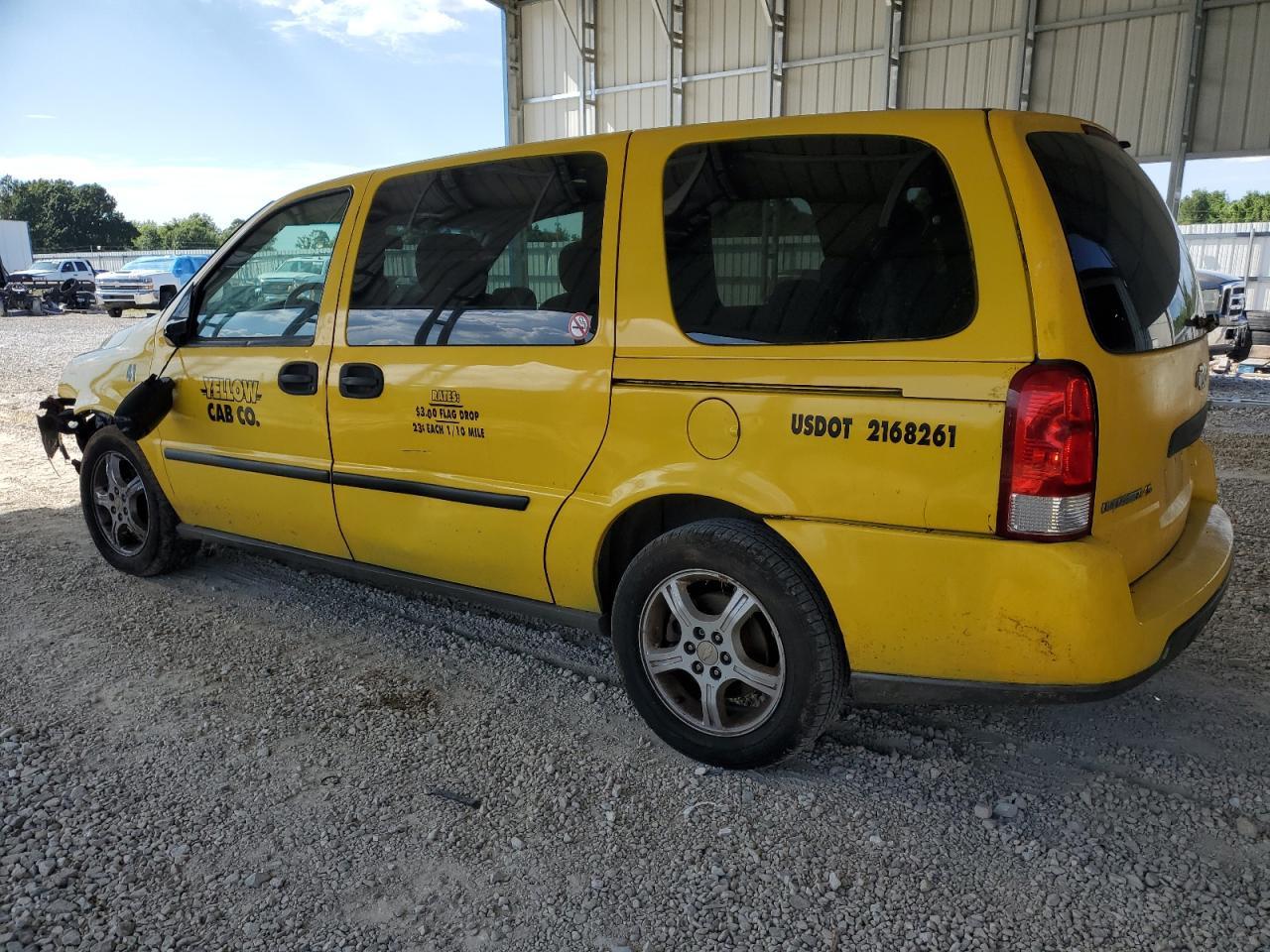 2008 Chevrolet Uplander Ls - Image 2