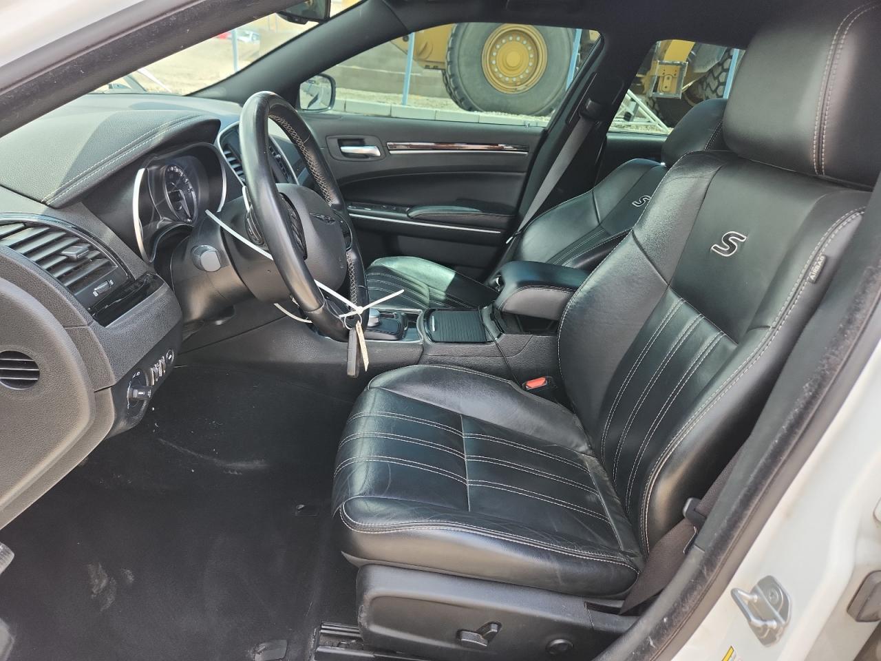 2021 Chrysler 300 S - Фото 7