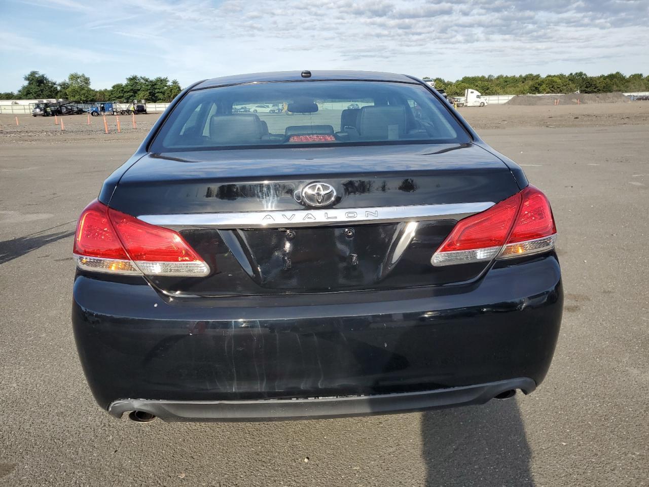 2012 Toyota Avalon Base - Фото 6