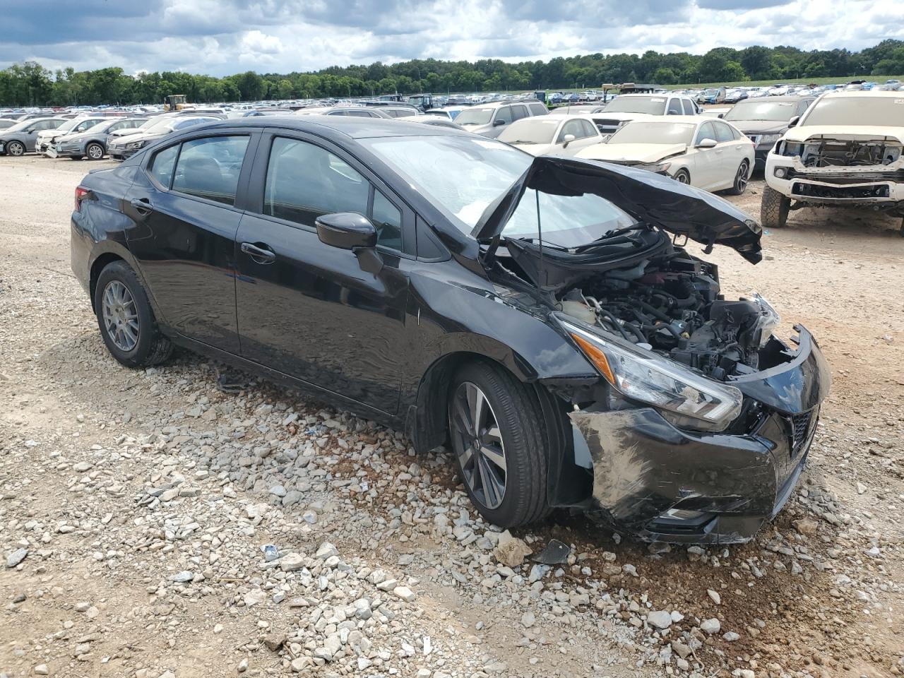 2021 Nissan Versa Sr - Image 4