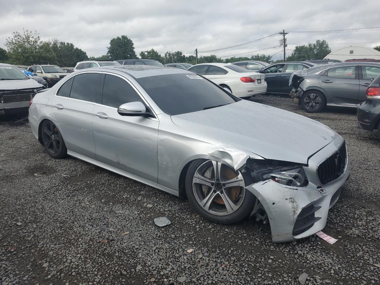 2017 Mercedes-Benz E 300 4Matic - Image 4
