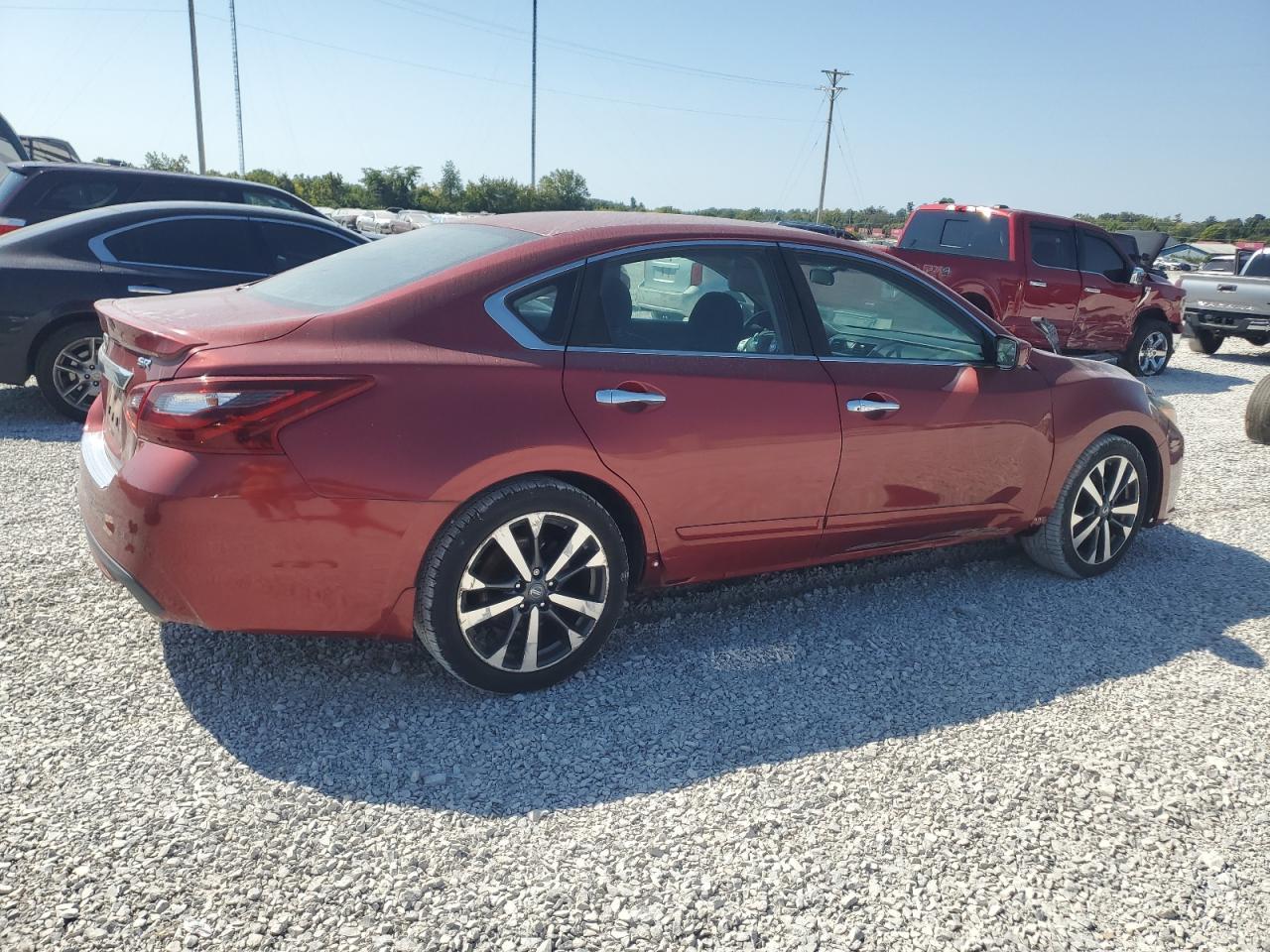 2017 Nissan Altima 2.5 - Image 3