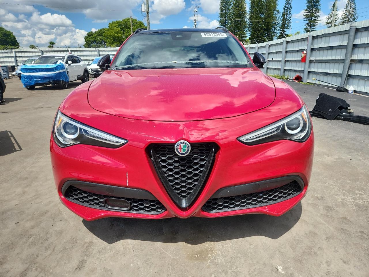 2021 Alfa Romeo Stelvio Sport - Image 5