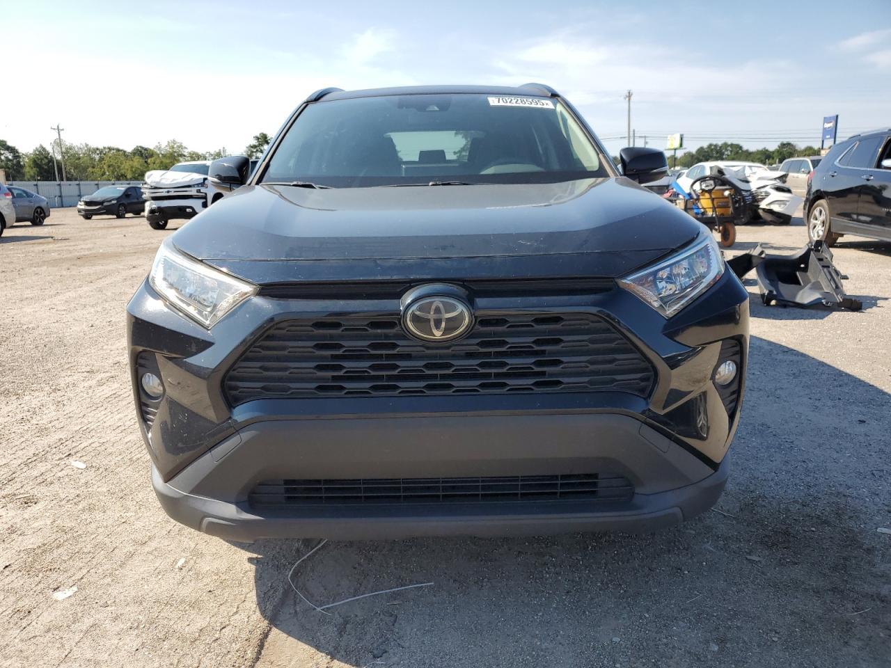 2020 Toyota Rav4 Xle Premium - Фото 5