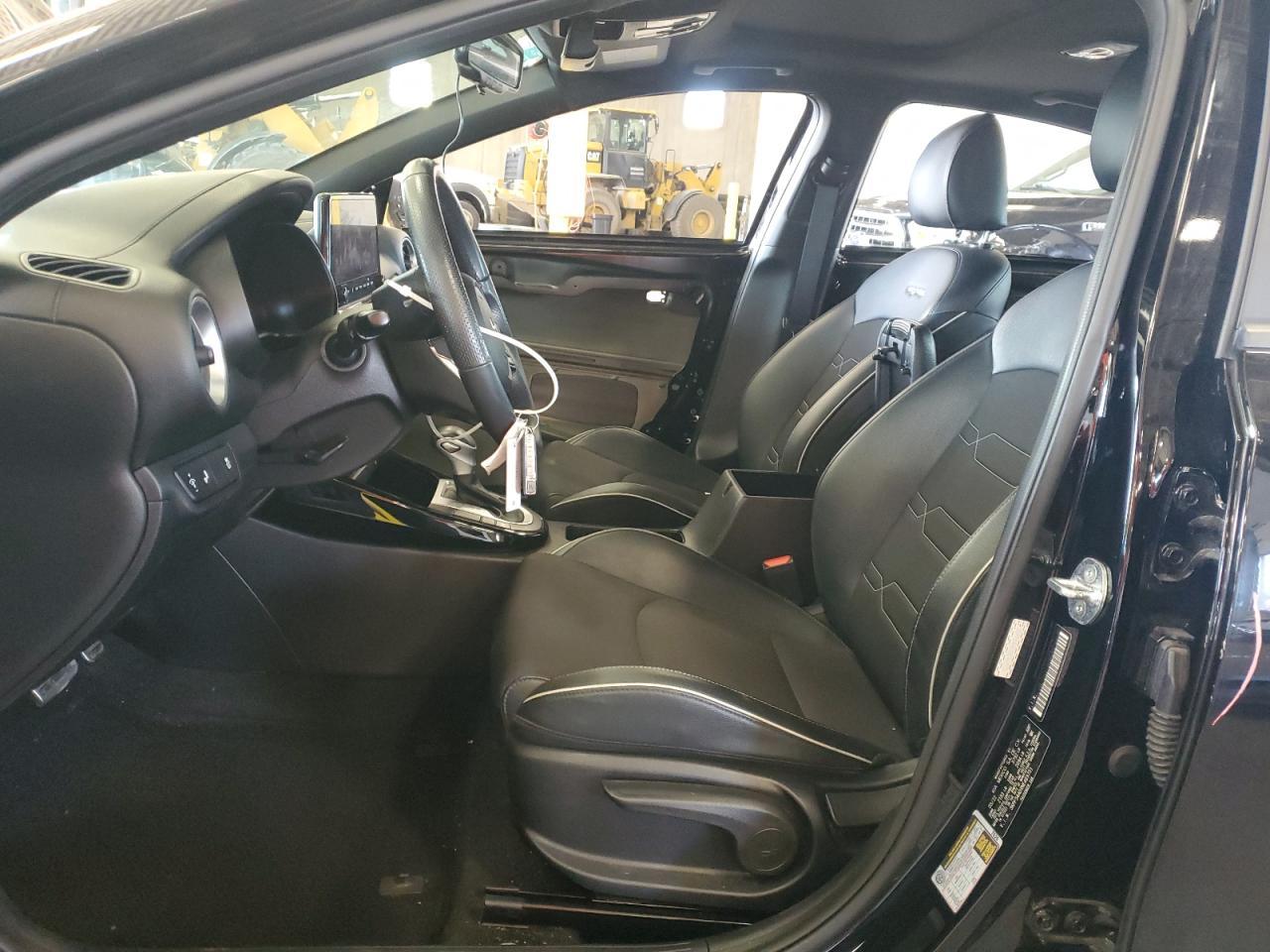 2022 Kia Forte Gt Line - Фото 7